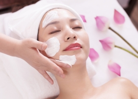 Ưu đãi đặc biệt cho khách hàng có sinh nhật tháng 2: Giảm 40% tất cả dịch vụ chăm sóc da mặt và body tại Ngọc Hương Spa