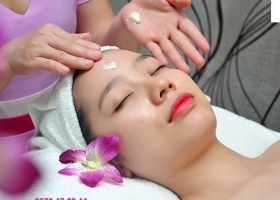 Chăm sóc da mặt chuyên sâu mang đến những lợi ích gì